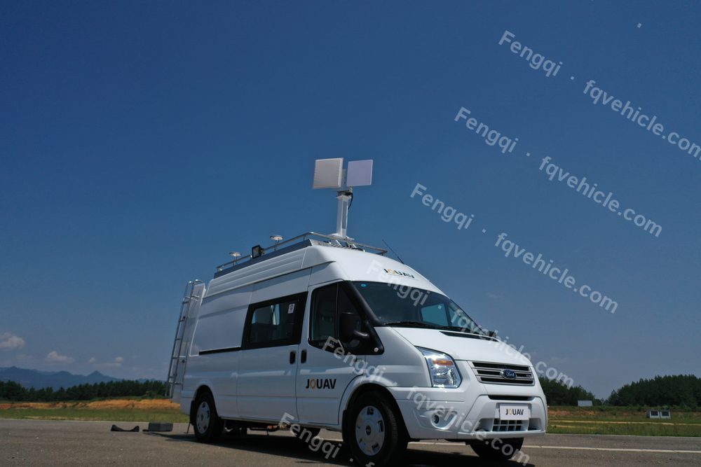 Composite-Wing UAV Command Vehicle