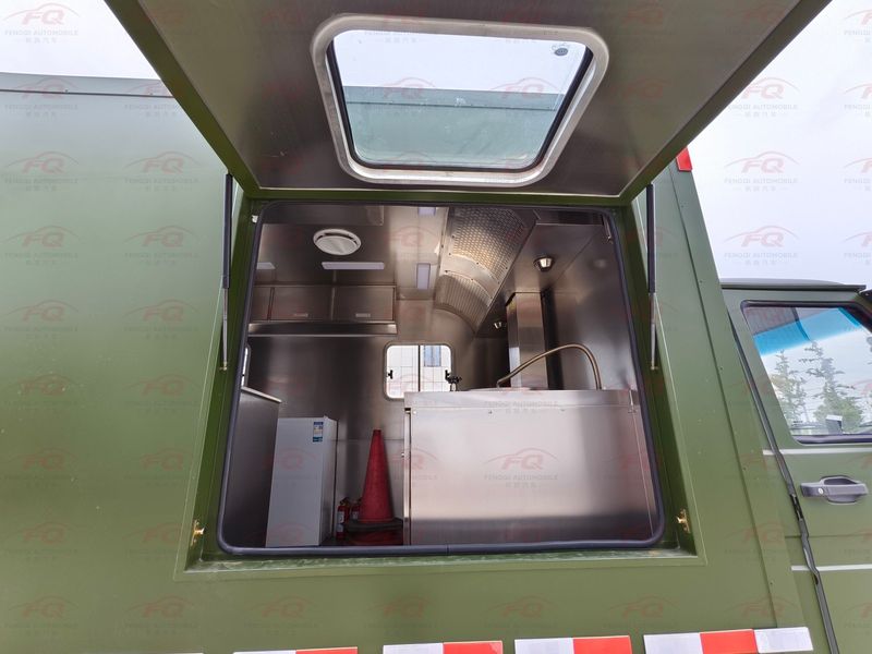 IVECO 2045 4WD Field Kitchen Truck