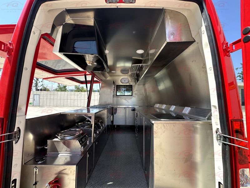 IVECO Daily M1-33S Mobile Catering Truck