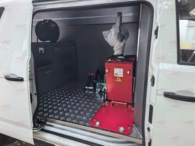 Tire Repair Vehicle