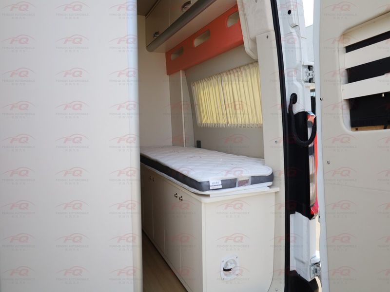 Geely Super VAN Electric Beauty Vehicle
