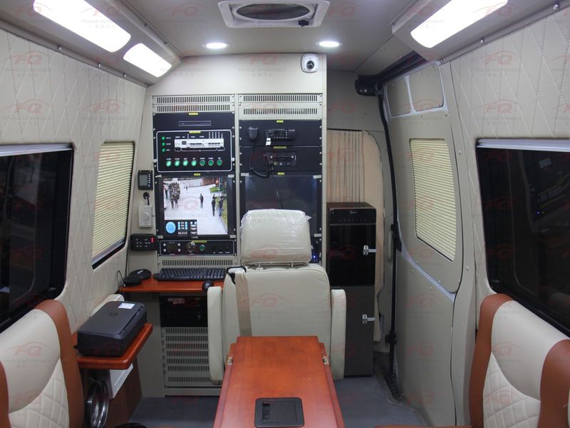 IVECO Daily Medical Emergency Command Vehicle