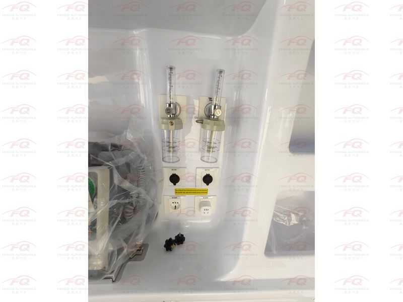 IVECO Juxing Light Diesel Ambulance