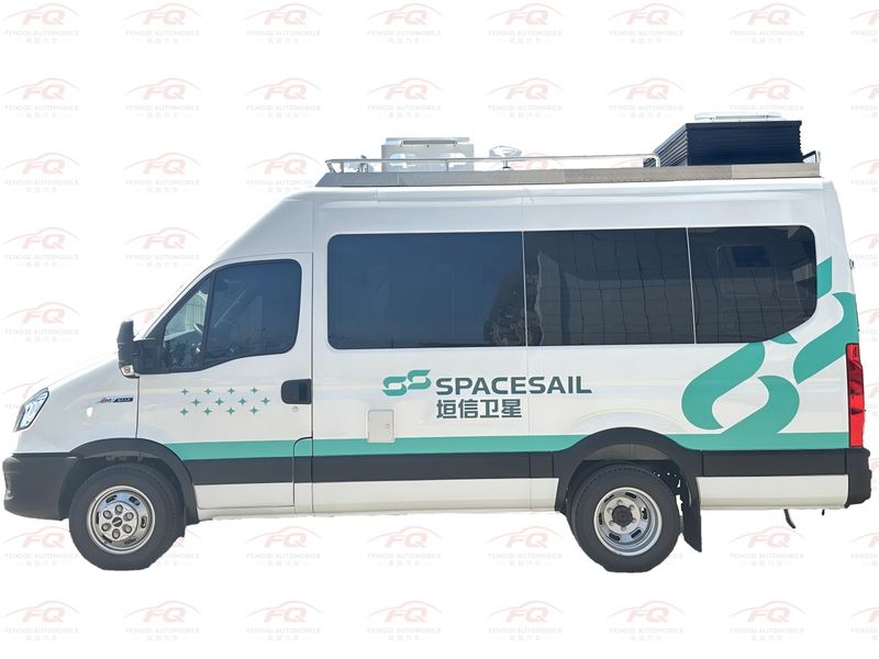 IVECO Daily M1-33S Satellite Communication Command Vehicle