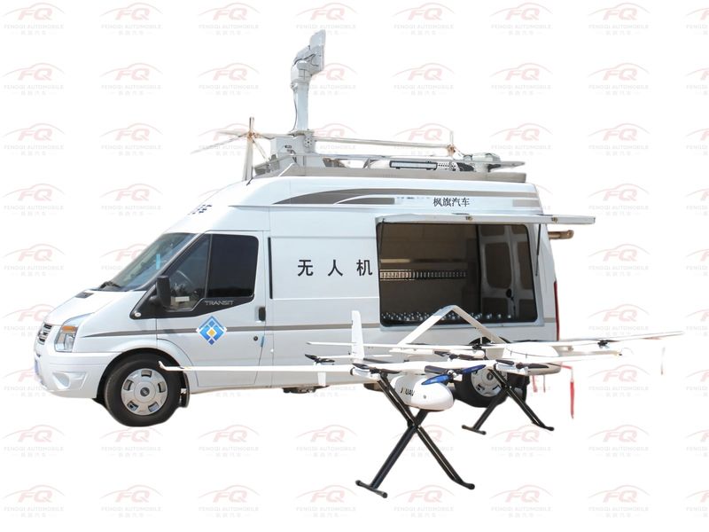 UAV-Einsatzleitfahrzeug JMC Ford Transit V348