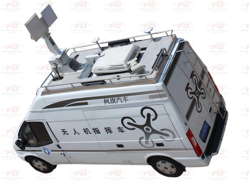 UAV-Einsatzleitfahrzeug JMC Ford Transit V348