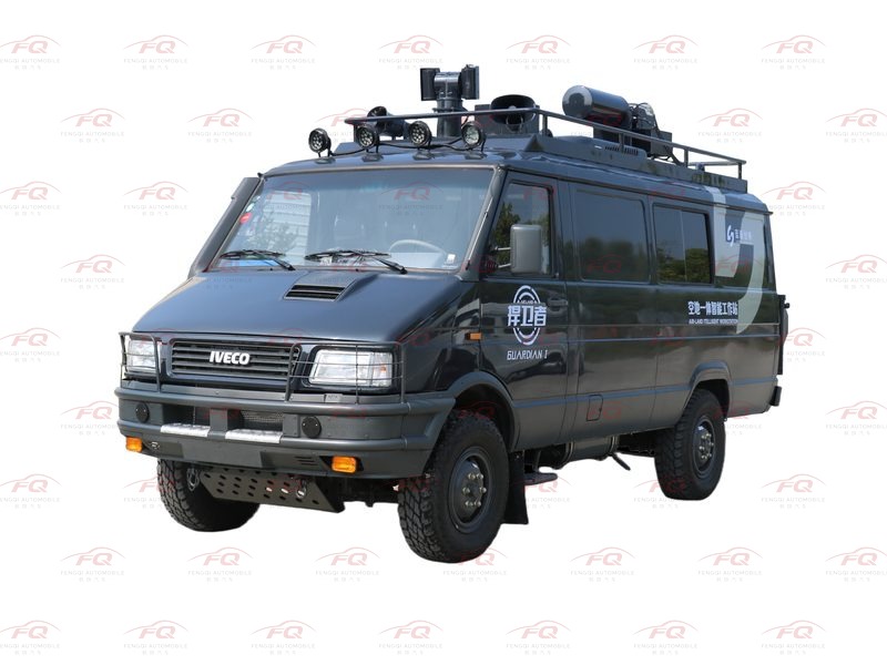 IVECO NJ2045 4×4 UAV-Kommandofahrzeug